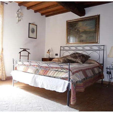 Alojamento de Acomodação e Pequeno-almoço La Pieve Di Sant'andrea *